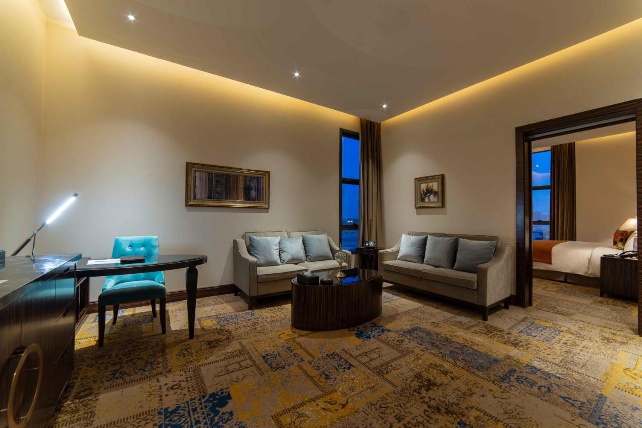 Warwick Al Khobar Hotel Exterior photo